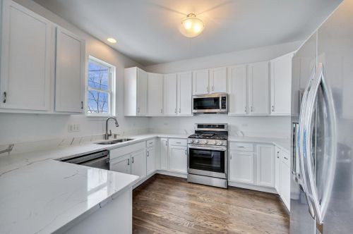 1924 Lotus Ave, Chicago IL 60639-1435 exterior