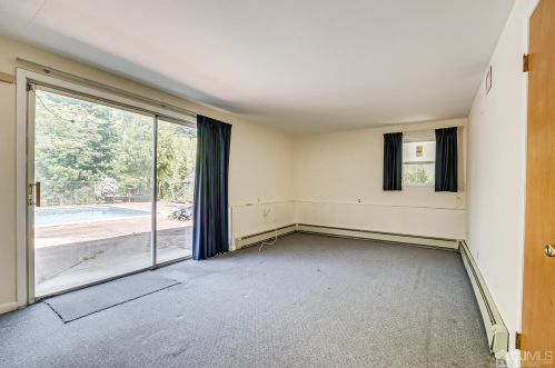 19 Marshall Dr, Edison NJ  08817-2910 exterior