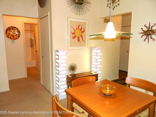 5912 Okemos Rd, Haslett MI 48840-9519 exterior