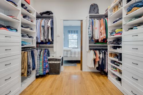 4727 Artesian Ave, Chicago IL 60645-5302 exterior