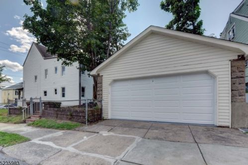 23 Barbour St, Paterson NJ 07508-1230 exterior