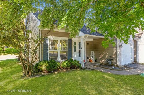 2305 Aspen Dr, Bull Valley, IL 60098-6906