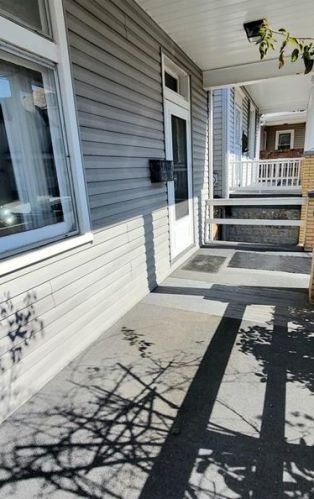 31 Prospect St, Pittsburgh, PA 15223-2141