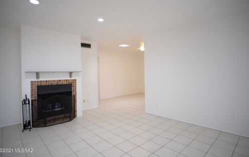 2533 Richey Blvd, Tucson AZ  85716-2512 exterior