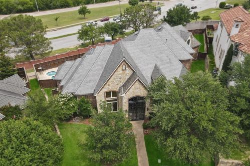 4501 Redwood Ct, Irving TX  75038-6321 exterior