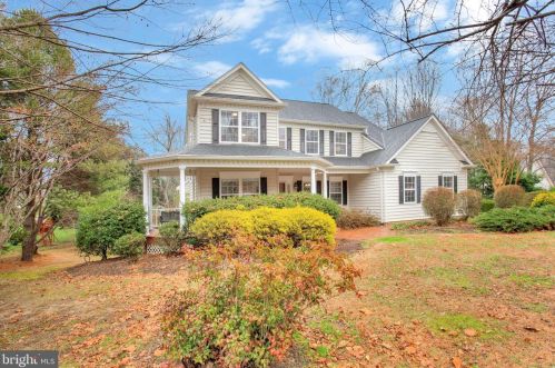 3120 Paloro Ln, Huntingtown, MD 20639-4214