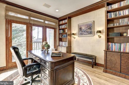 9832 Avenel Farm Dr, Rockville MD 20854-5410 exterior