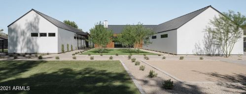 5225 20th St, Phoenix, AZ 85016-3319