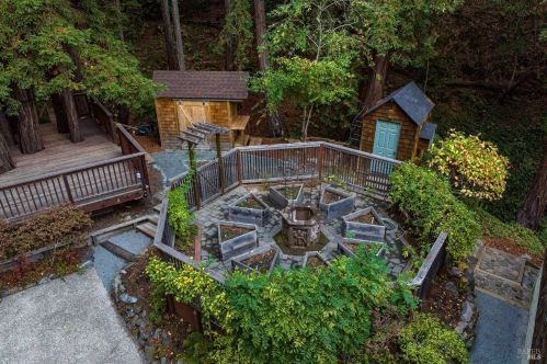 750 Lovell Ave, Mill Valley CA 94941-4545 exterior