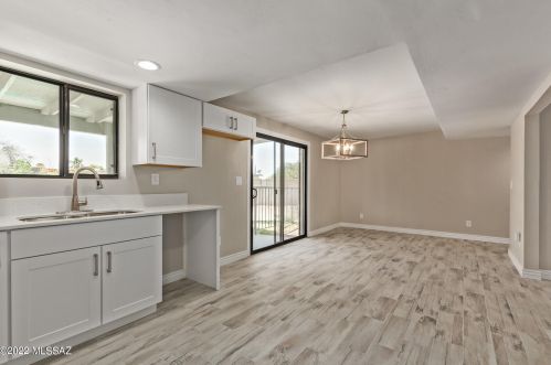 2973 Kolb Rd, Tucson AZ  85730-1747 exterior