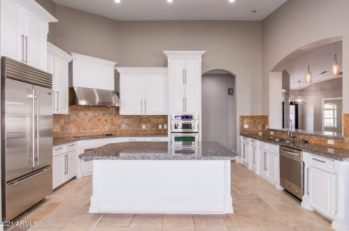 3605 69th Ave, Phoenix AZ 85043-3325 exterior