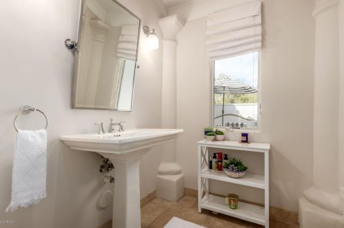 9409 47 St, Phoenix AZ 85008-4132 exterior