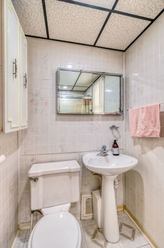 5133 Homan Ave, Chicago IL 60655-2610 exterior