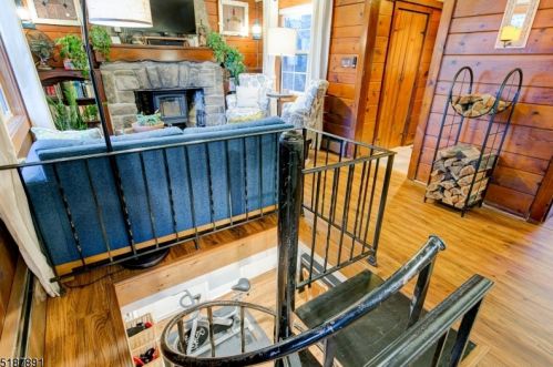 56 Glenside Trl, Sparta NJ  07871-1244 exterior