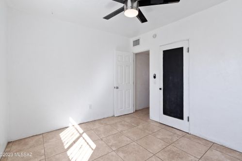 3731 Lundy Ave, Tucson AZ  85713-6025 exterior