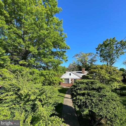 12100 Grandview Ave, Silver Spring MD  20902-5526 exterior