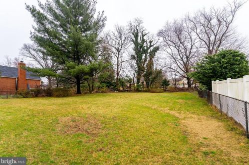 11407 Newport Mill Rd, Silver Spring, MD 20902-2414