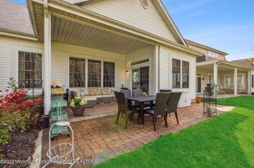 44 Cypress Point Ln, Jackson Twp NJ  08527-4017 exterior