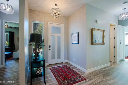 4226 42nd St, Phoenix AZ  85018-4208 exterior