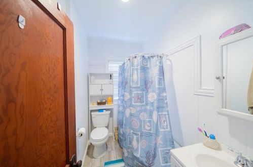 363 Logee St, Woonsocket RI 02895-6031 exterior