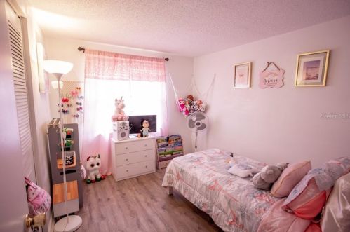 12617 Nicole Ln, Tampa FL 33625-6585 exterior