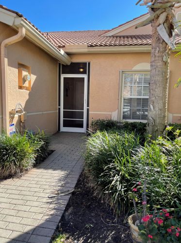 8513 Logia Cir, Boynton Beach FL 33472-7126 exterior