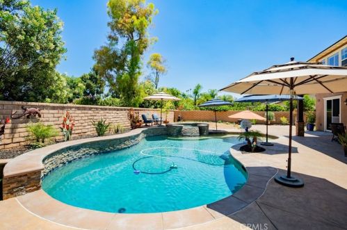 12684 Sierra Creek Dr, Riverside CA 92503-8412 exterior