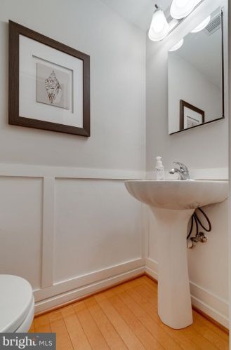 5262 Maris Ave, Alexandria VA exterior