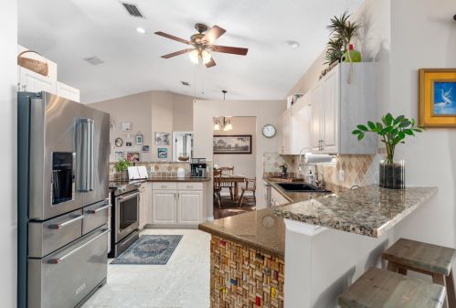 6300 Floyd Johnson Rd, Fort Pierce FL 34947-1563 exterior