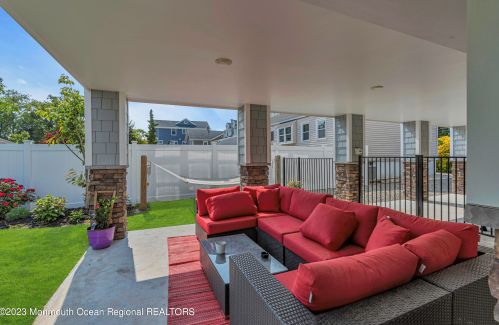 302 Trenton Ave, Point Pleasant Beach NJ 08742-2529 exterior