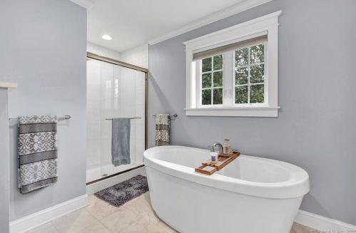 2 Scribner Ave, Norwalk CT 06854-2538 exterior