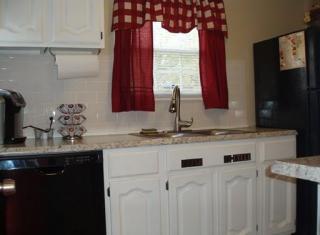 75 Dimmick St, Springfield MA  01109-2207 exterior