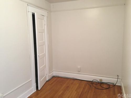 88 Plum St, New Brunswick NJ 08901-1923 exterior