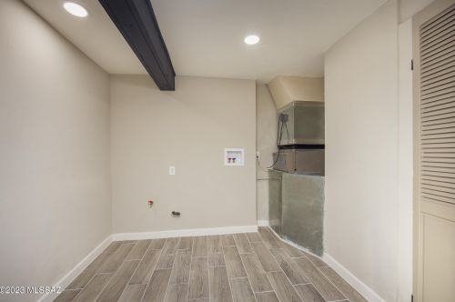 2520 Calle Cordova, Tucson AZ  85710-5732 exterior