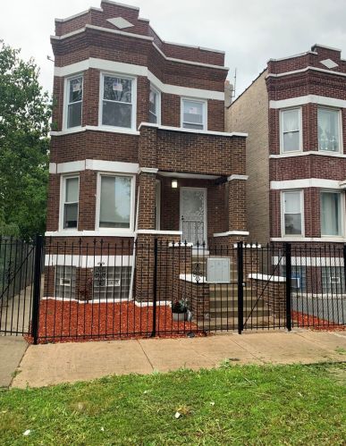 602 Central Park Ave, Chicago IL 60659-3930 exterior