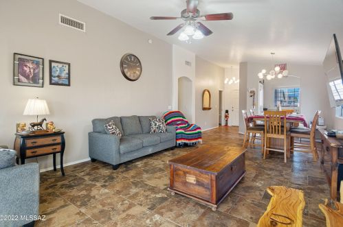 6414 Brk Dr, Tucson AZ 85730-1709 exterior