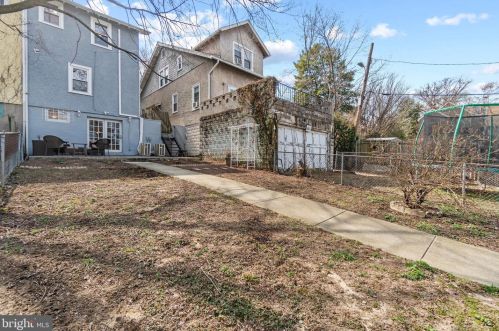 2010 Jackson St, Washington DC 20017-2954 exterior