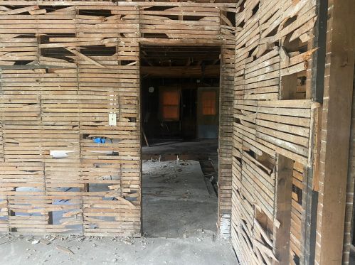 701 Knapp St, Grand Rapids MI 49505-4420 exterior