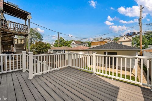 3025 Spaulding Ave, Chicago IL 60618-6808 exterior