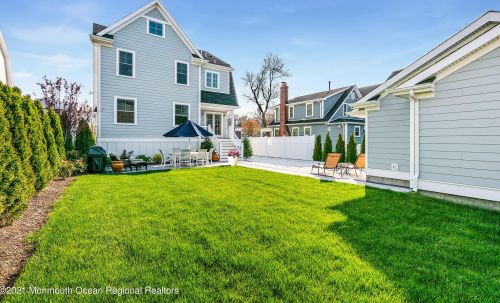 170 Osborne Ave, Point Pleasant Beach NJ  08742-4624 exterior