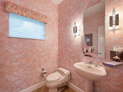 2016 Msn Dr, Naples FL 34109-7107 exterior