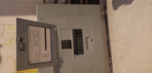 130 Logan St, Pittsburgh PA 15209-2816 exterior