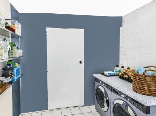 1855 Gleason Ave, Bronx NY 10472-5129 exterior