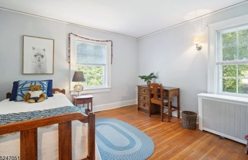 13 Cres, Maplewood NJ 07040-2708 exterior