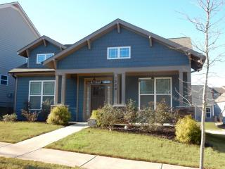 1528 Drew Dr, Atlanta, GA 30318-4092