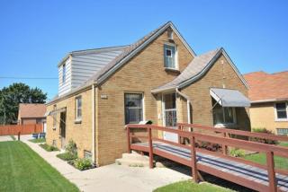 3547 15th Pl, Milwaukee, WI 53221-1609