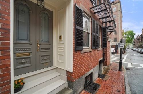 104 Revere St, Boston MA exterior