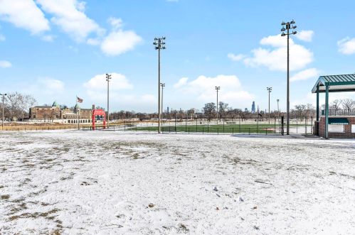 3249 Hirsch St, Chicago IL  60651-2421 exterior