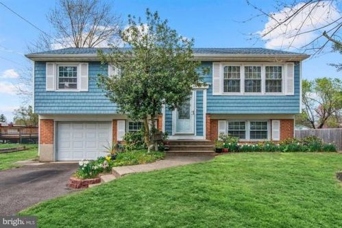 319 Davistown Rd, Blenheim, NJ 08012-3301