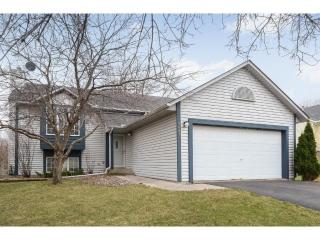 9081 Glacier Rd, Saint Paul, MN 55125-3467